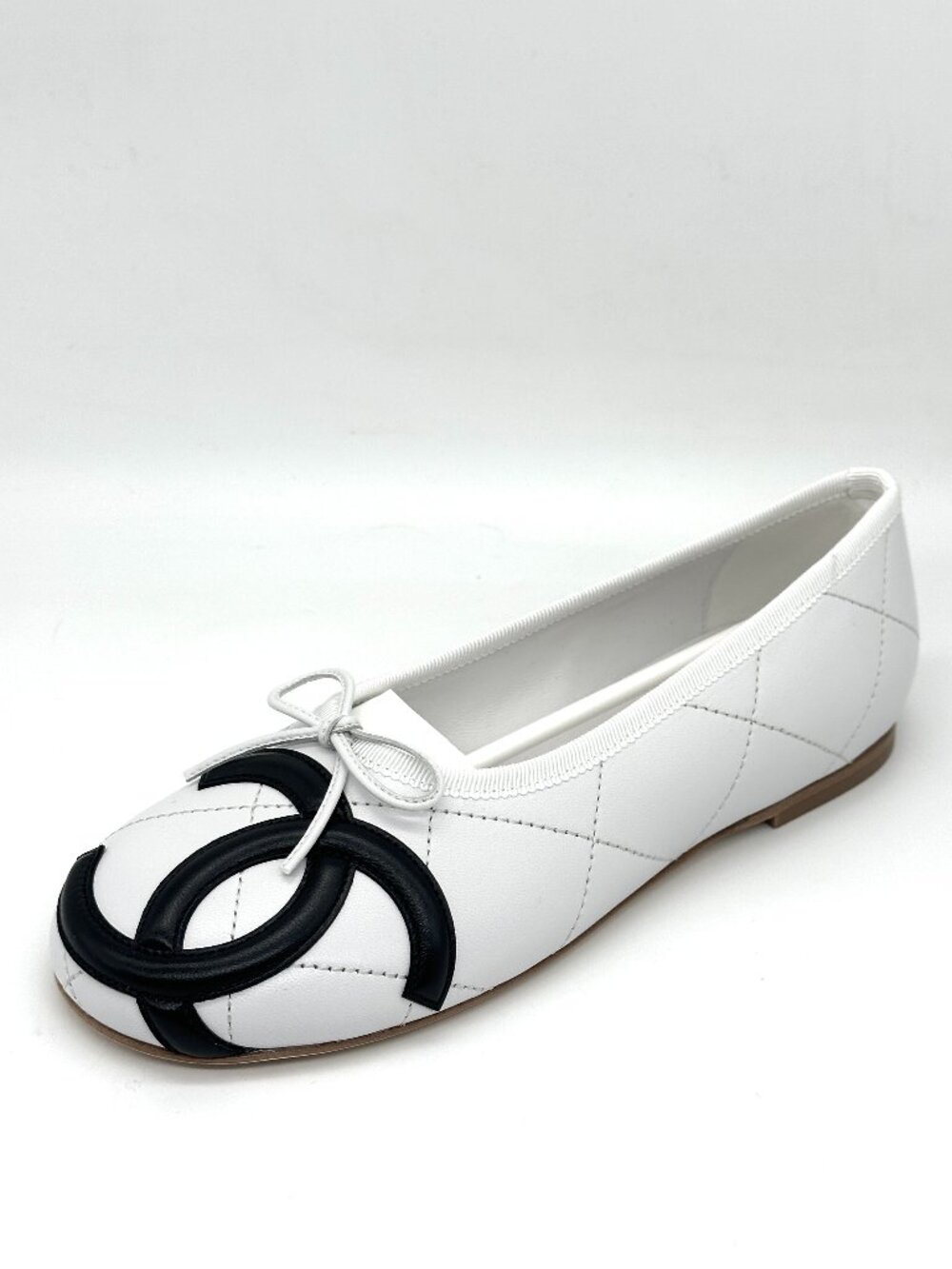 CHANEL 26M Coco Beach Lambskin Leather CC Cambon Bow Ballerina Ballet Flats - Picture 14 of 15